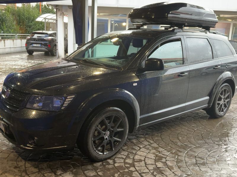 Freemont 2.0 Multijet Black Code AWD