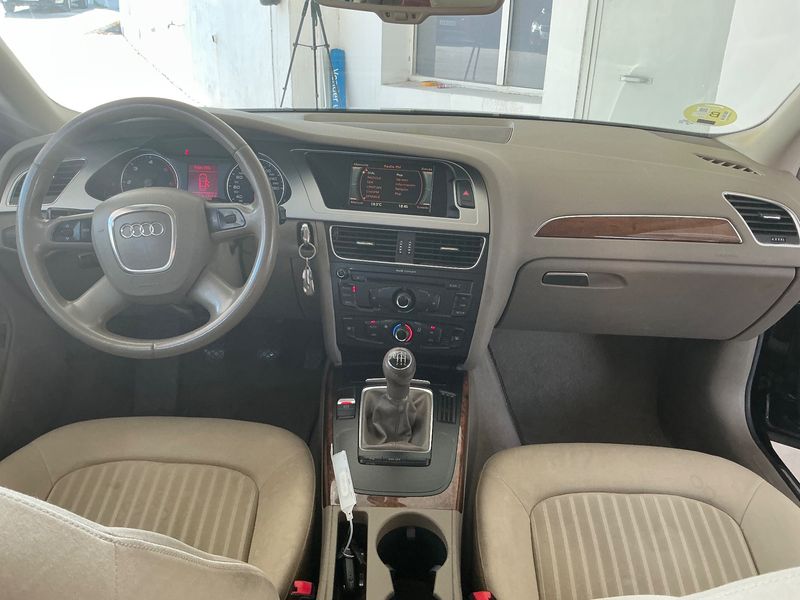 Audi A4 2.0 TDI — zdjęcie 12