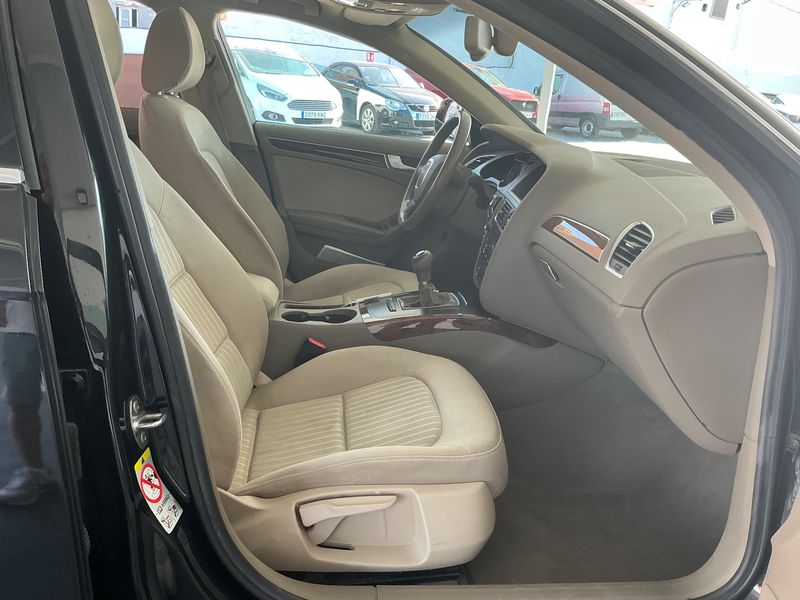 Audi A4 2.0 TDI — zdjęcie 11