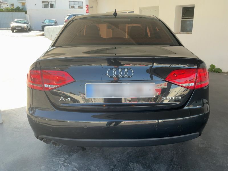 Audi A4 2.0 TDI — zdjęcie 5