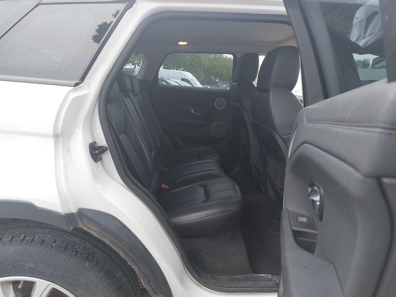 Land Rover Evoque 2.0 Td4 SE — zdjęcie 13