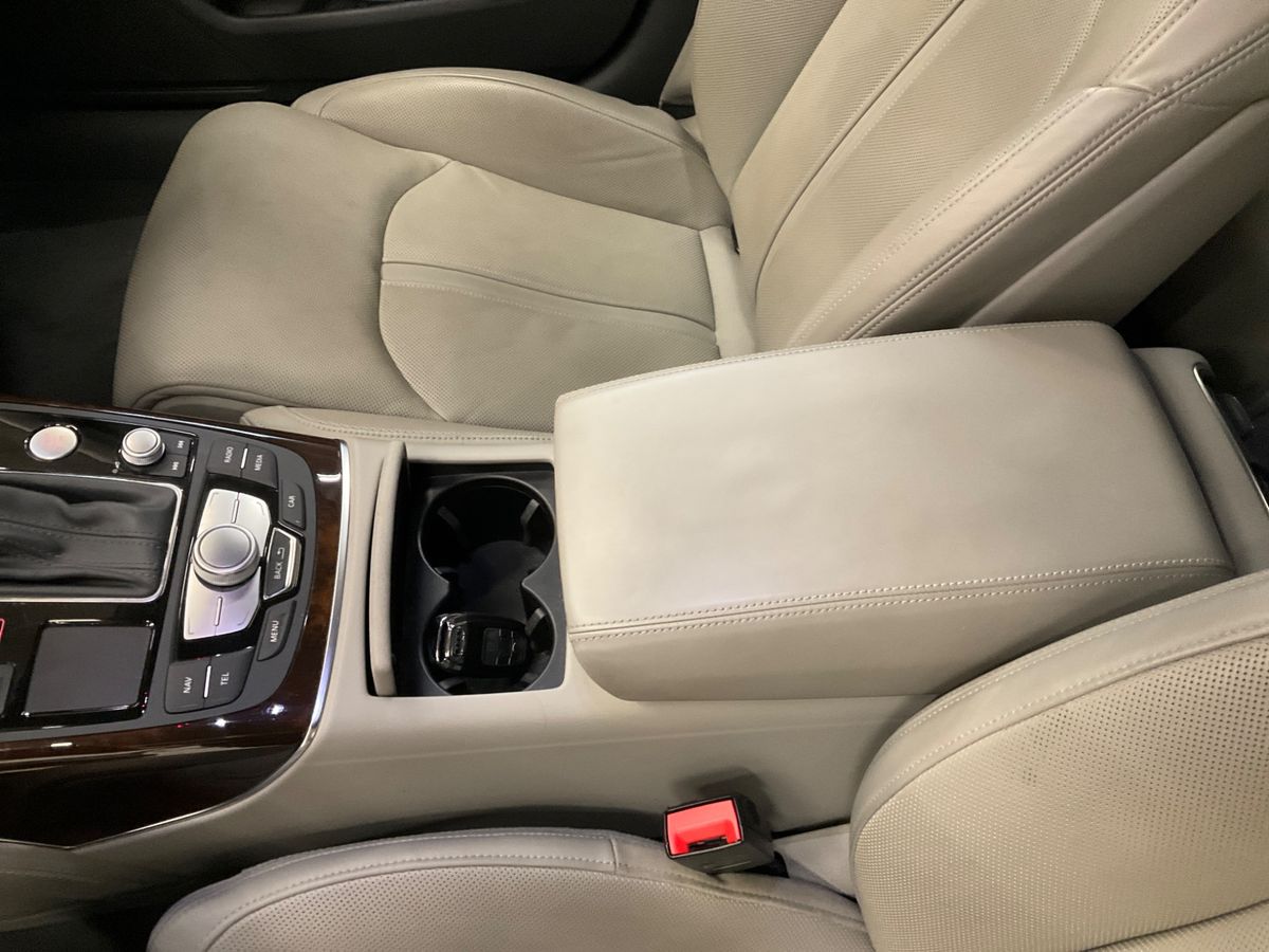 Audi A6 2016 — photo 37