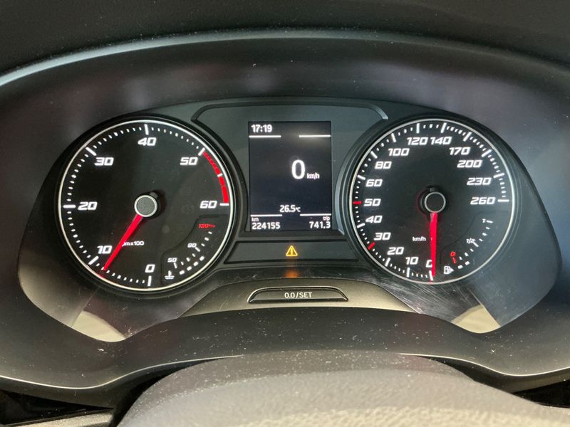 Seat Leon 2.0 TDI Style — zdjęcie 13