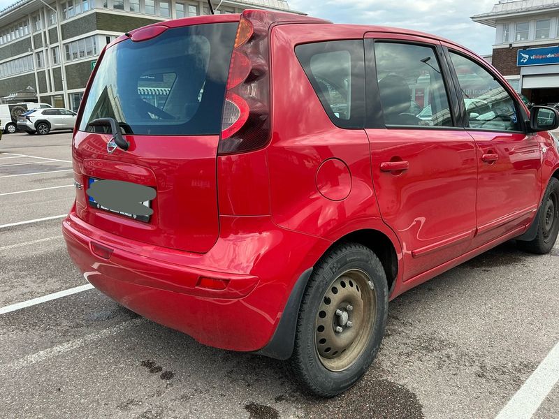 Nissan Note 1.4 Acenta — zdjęcie 2