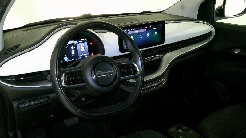 Fiat 500e electric drive 87 kW Icon — zdjęcie 10