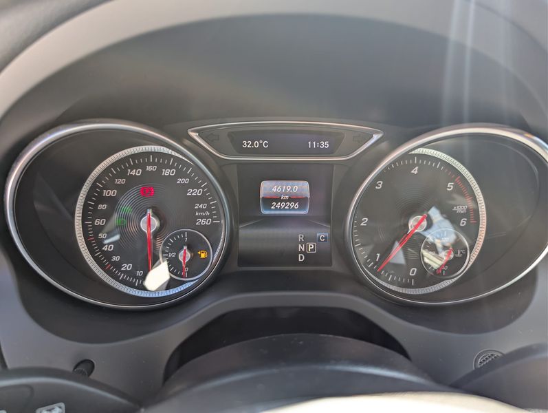 Mercedes-Benz CLA-Klasse CLA 200 Shooting Brake AMG Line — zdjęcie 12