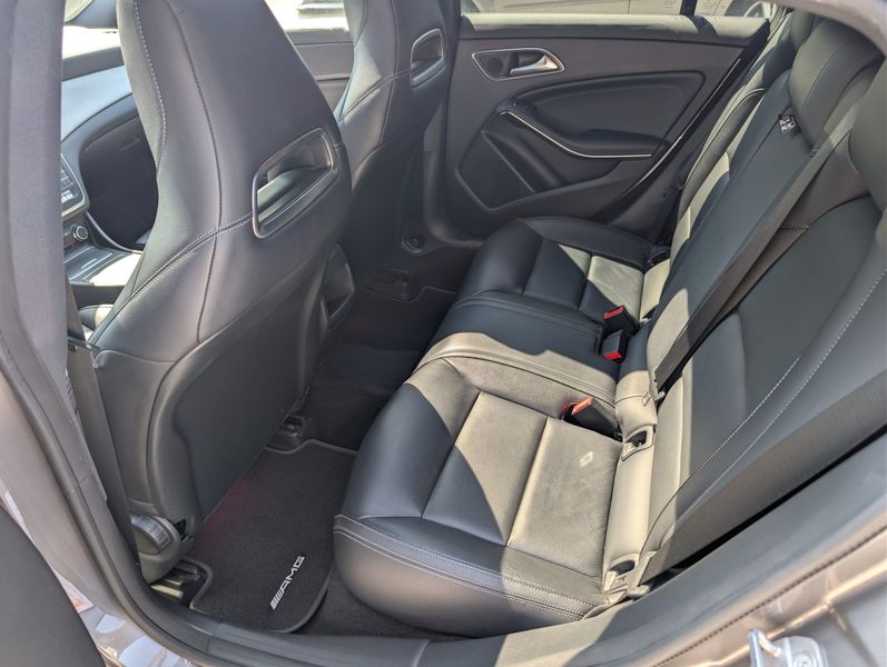 Mercedes-Benz CLA-Klasse CLA 200 Shooting Brake AMG Line — zdjęcie 19