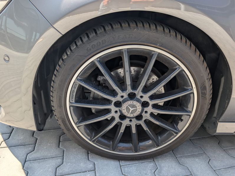 Mercedes-Benz CLA-Klasse CLA 200 Shooting Brake AMG Line — zdjęcie 25