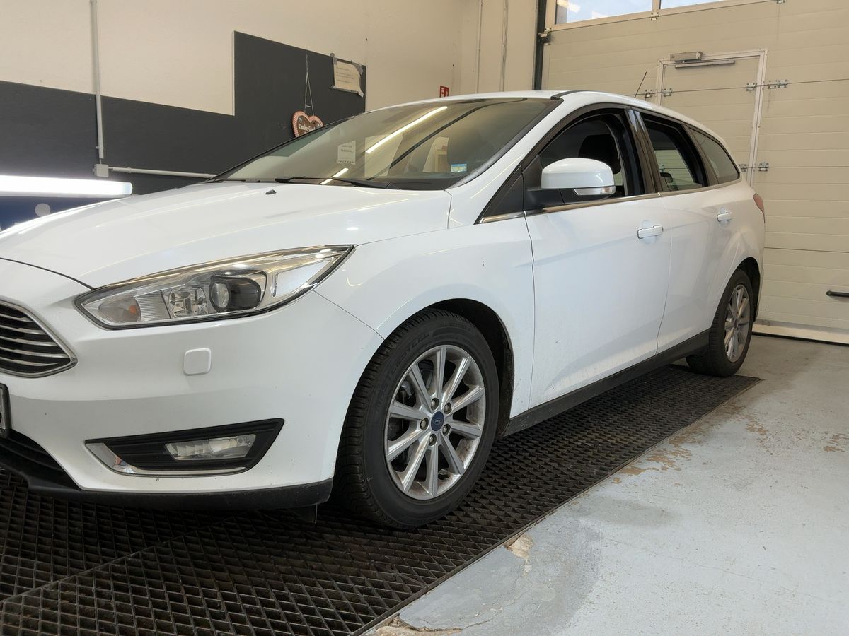 Ford Focus 1.0 EcoBoost Titanium