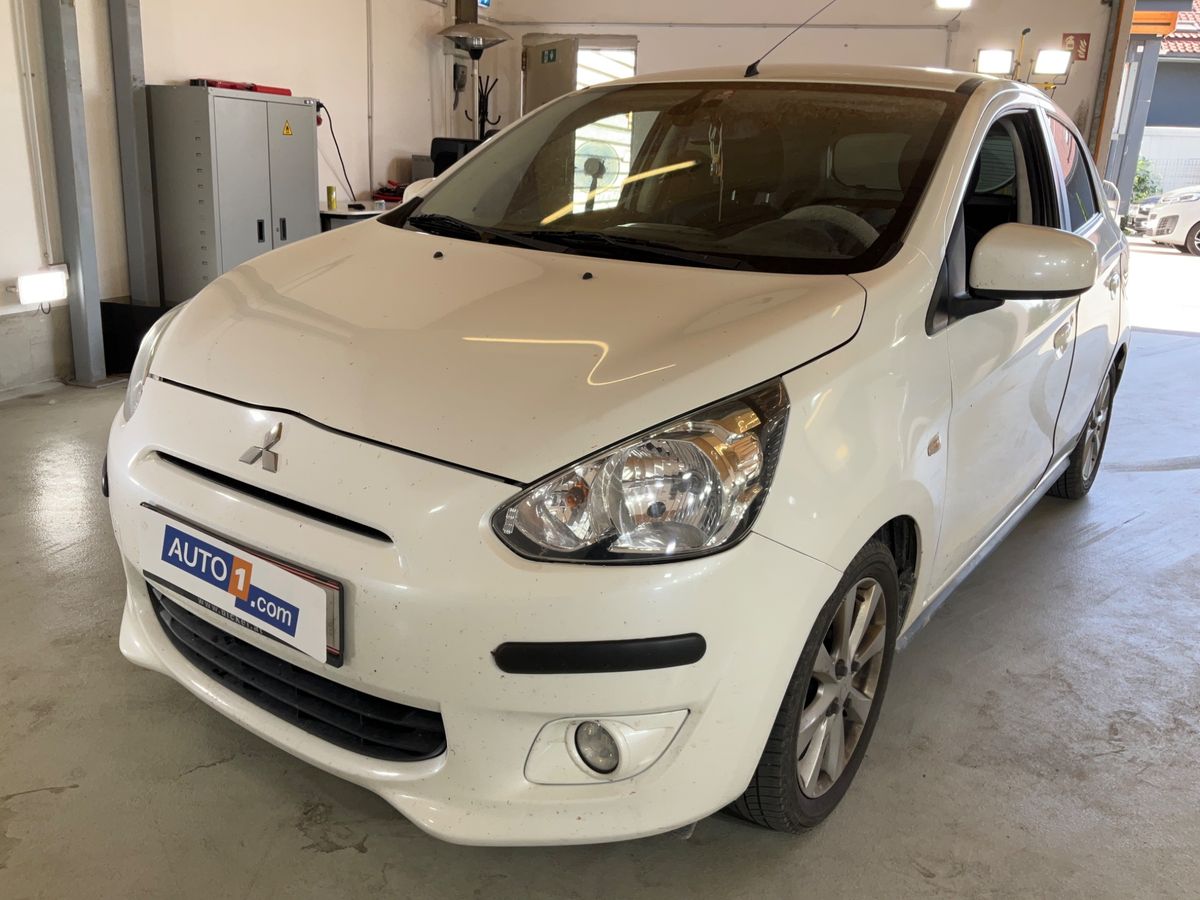 Mitsubishi Space 2013