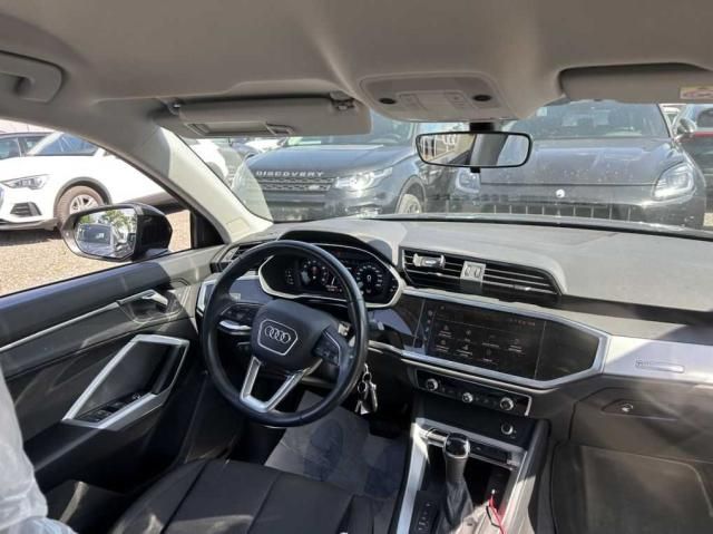 Audi Q3 35 TFSI Mild-Hybrid 2022 – снимка 11
