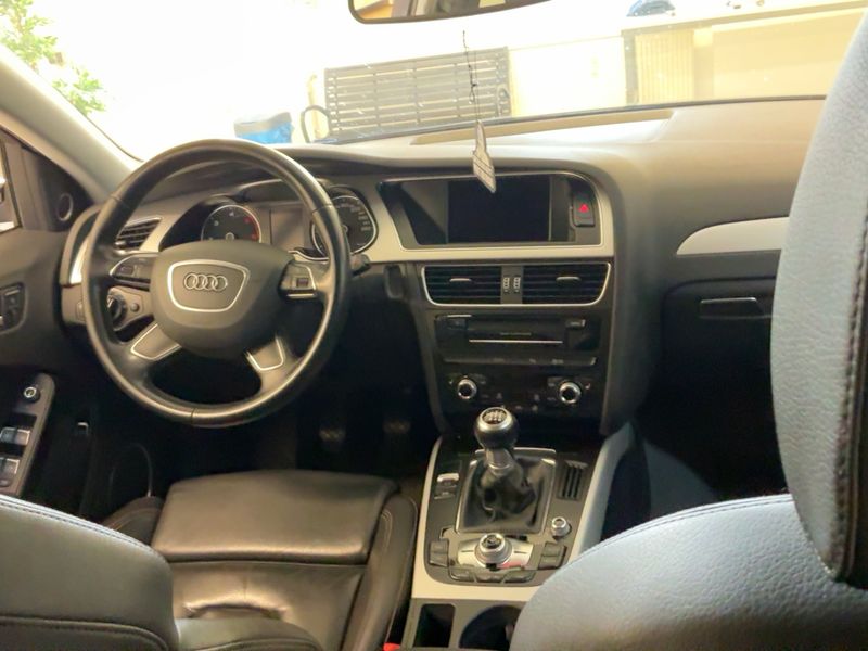 Audi A4 2.0 TDI Ambiente 2015 – снимка 18
