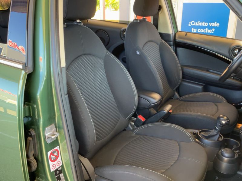 MINI Countryman Cooper D — zdjęcie 12