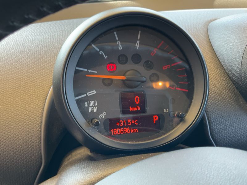 MINI Countryman Cooper D — zdjęcie 14