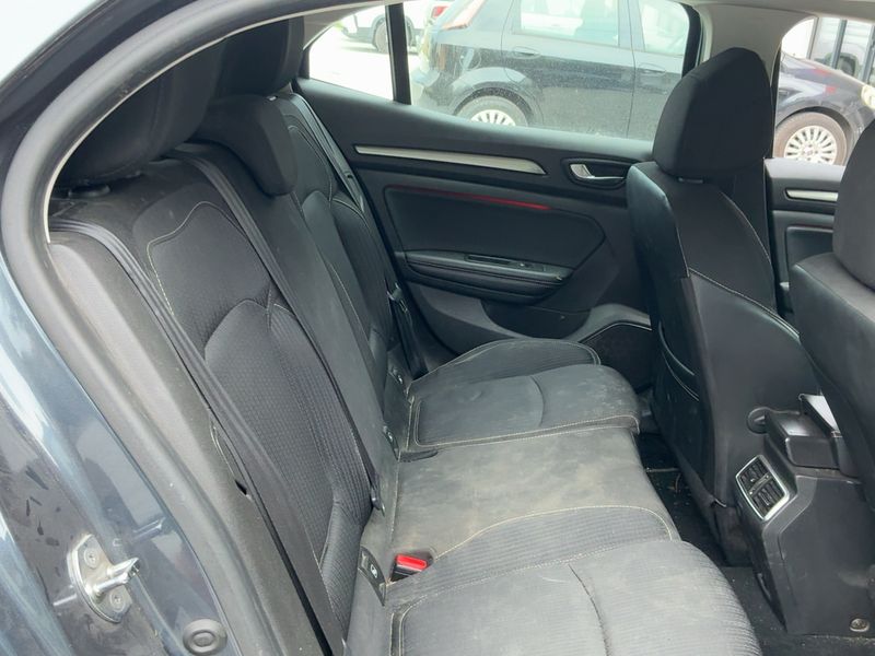 Renault Megane 1.5 BLUE dCi Duel² 2019 – снимка 19