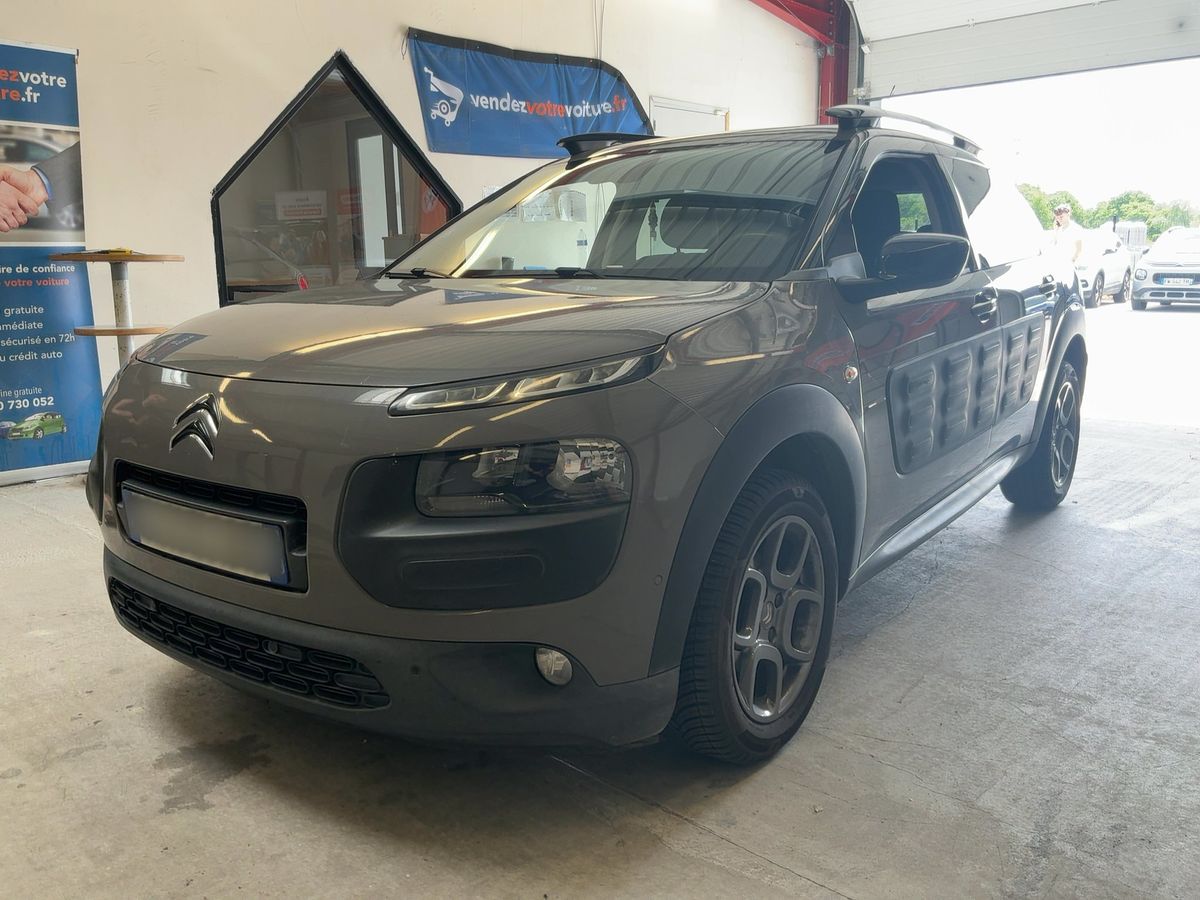 Citroen C4 2017 — photo 1