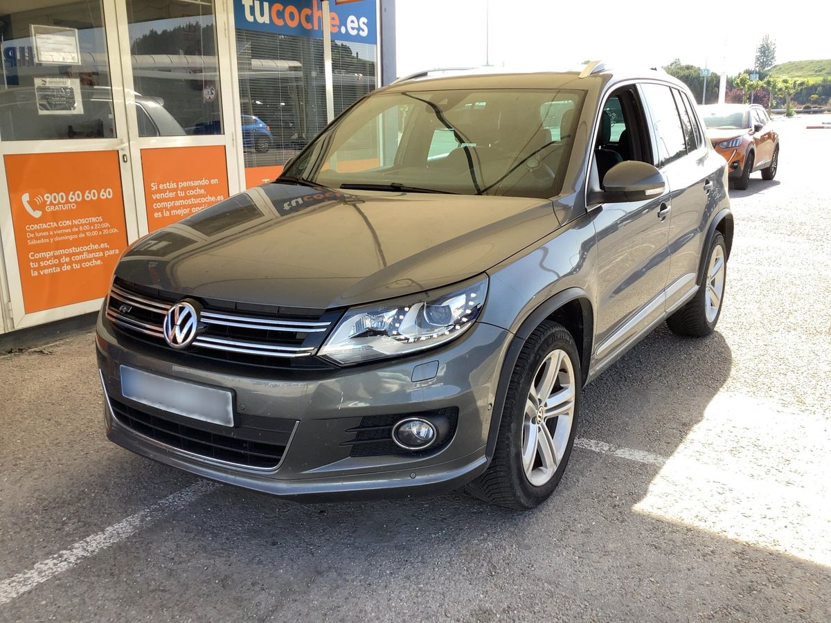 Volkswagen Tiguan 2015 — photo 1