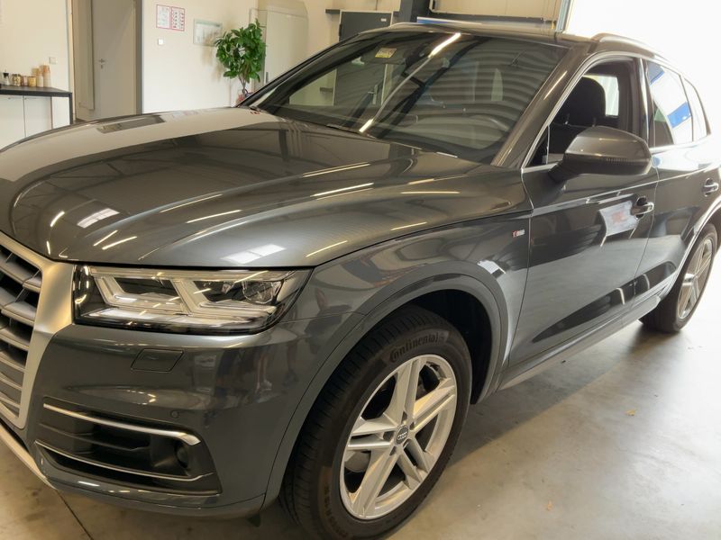 Audi Q5 40 TDI quattro Sport — zdjęcie 2