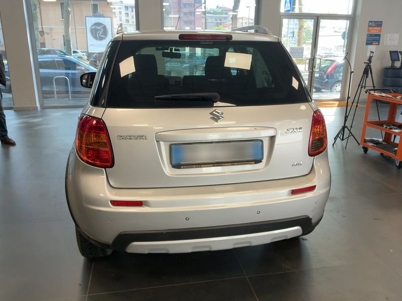 Suzuki SX4 1.6 Evolution 4x4 — zdjęcie 5