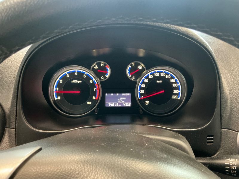 Suzuki SX4 1.6 Evolution 4x4 — zdjęcie 13