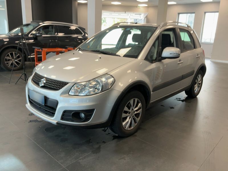 Suzuki SX4 1.6 Evolution 4x4 — zdjęcie 1