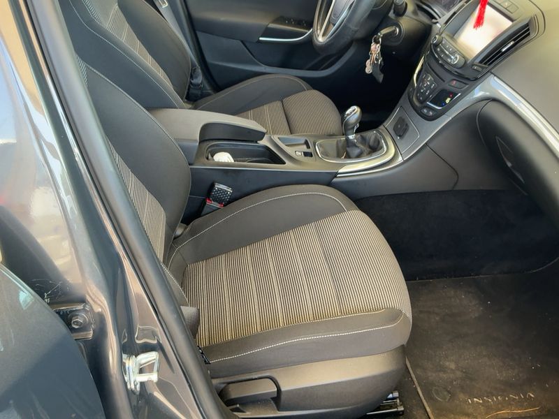 Opel Insignia 1.6 CDTI DPF Selective — zdjęcie 11