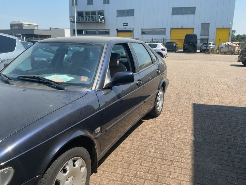 Saab 9-3 2.0 T SE — zdjęcie 2