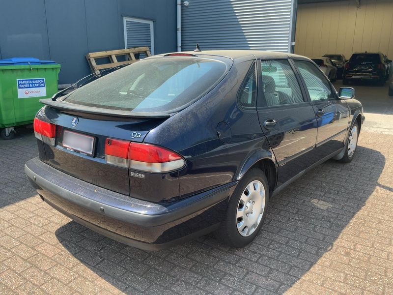 Saab 9-3 2.0 T SE — zdjęcie 6