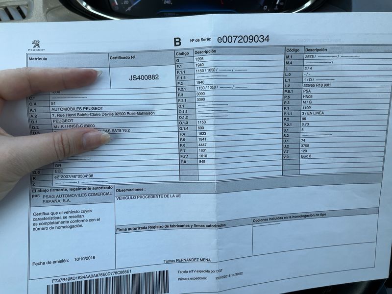 Peugeot 3008 1.2 PureTech Allure — zdjęcie 16