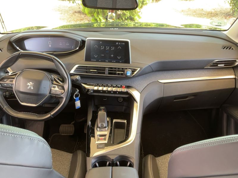 Peugeot 3008 1.2 PureTech Allure — zdjęcie 12