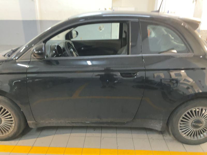 Fiat 500e electric drive 87 kW Icon — zdjęcie 4