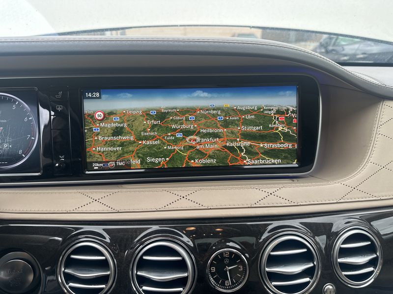 Mercedes-Benz S-Klasse S 500 4Matic AMG Line — zdjęcie 13