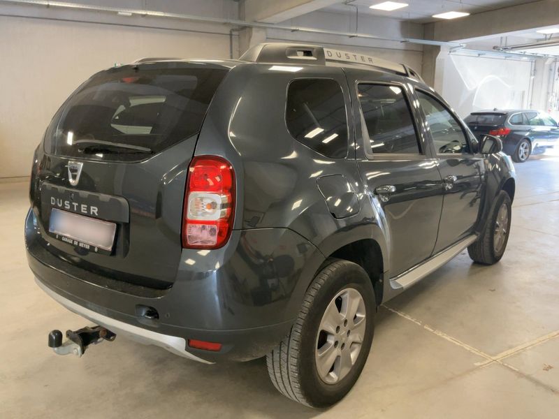 Dacia Duster 1.2 TCe Prestige 4x2 2016 – снимка 8