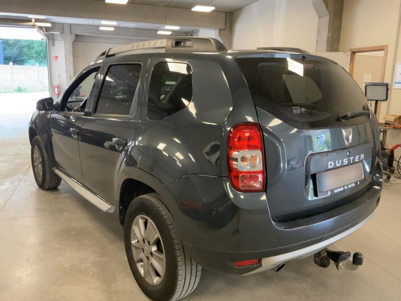 Dacia Duster 1.2 TCe Prestige 4x2 2016 – снимка 6