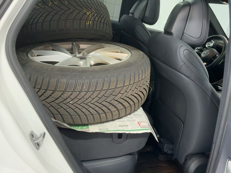 Mercedes-Benz GLC-Klasse GLC 220 d Mild-Hybrid 4Matic AMG Line — zdjęcie 14
