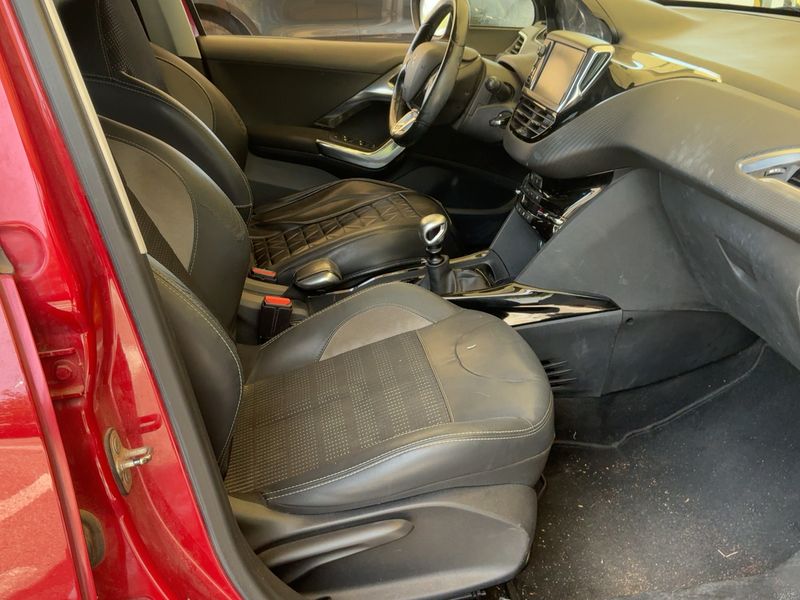 Peugeot 2008 1.6 Blue-HDi Allure 2016 – снимка 16