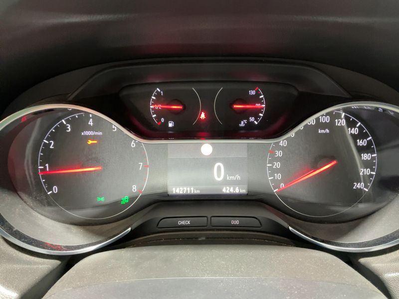 Opel Grandland X 1.2 Turbo Innovation 2018 – снимка 18