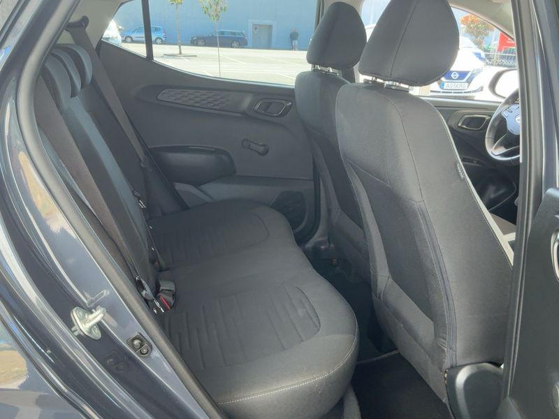 Hyundai i10 1.0 Advanced — zdjęcie 14