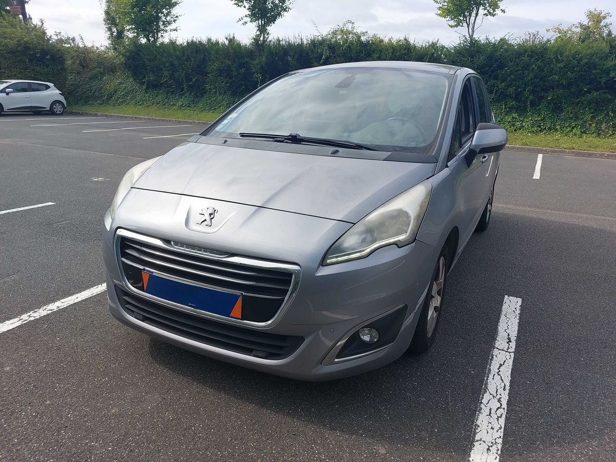 Peugeot 5008 1.6 e-HDi Active