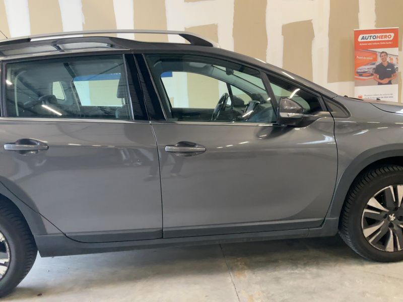 Peugeot 2008 1.6 Blue-HDi Allure — zdjęcie 7