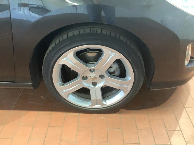 Peugeot 308 2.0 HDi Platinum 2010 – снимка 11