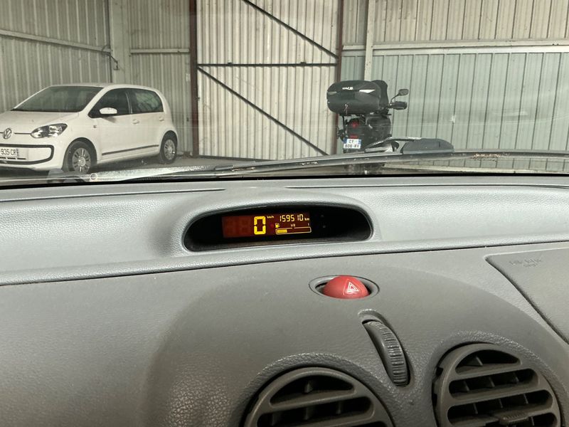 Renault Twingo 1.2 Expression — zdjęcie 4