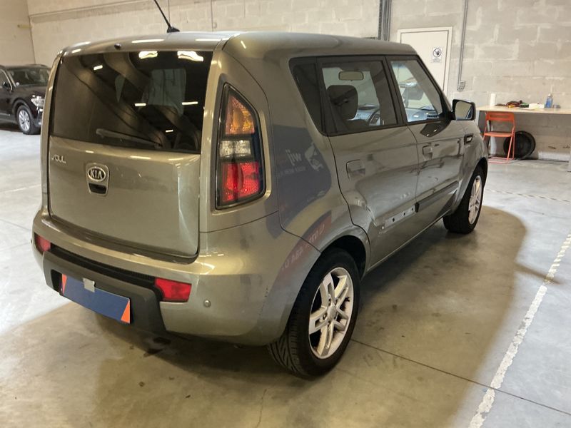 Kia Soul 1.6 Active — zdjęcie 2