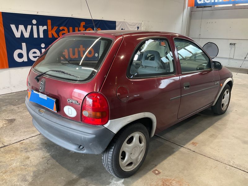 Opel Corsa 1.2 Swing — zdjęcie 2