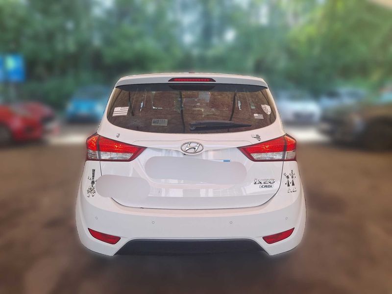 Hyundai ix20 1.6 CRDi Business Blue — zdjęcie 4