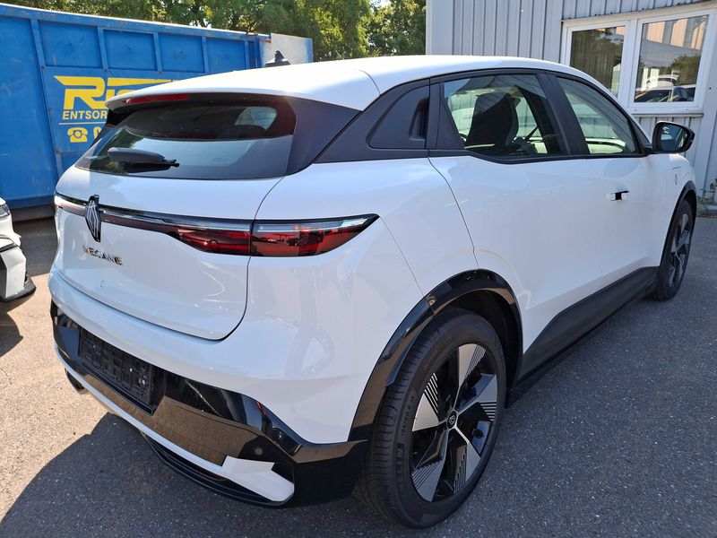 Renault Megane E-Tech electric drive 96 kW Equilibre — zdjęcie 5