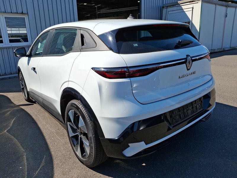 Renault Megane E-Tech electric drive 96 kW Equilibre — zdjęcie 3