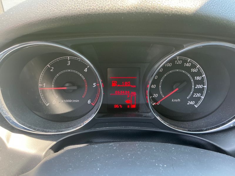 Citroen C4 Aircross 1.6 e-HDi Seduction 4WD — zdjęcie 13