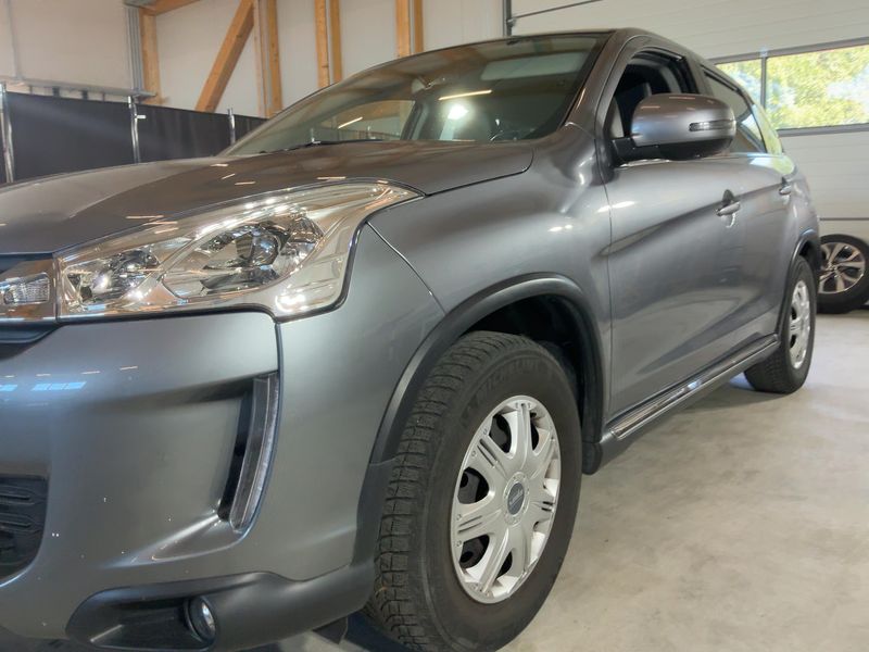 Citroen C4 Aircross 1.6 e-HDi Seduction 4WD — zdjęcie 2