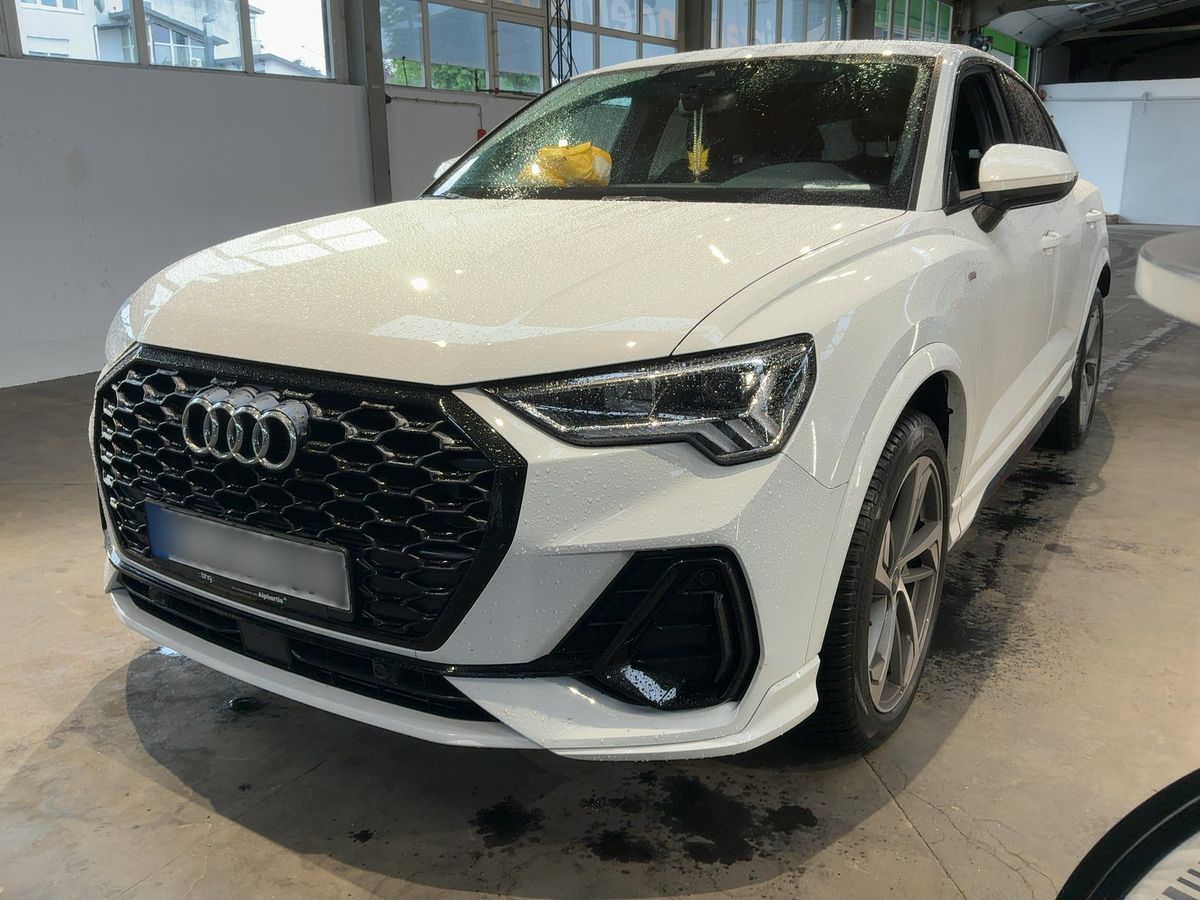 Audi Q3 2021
